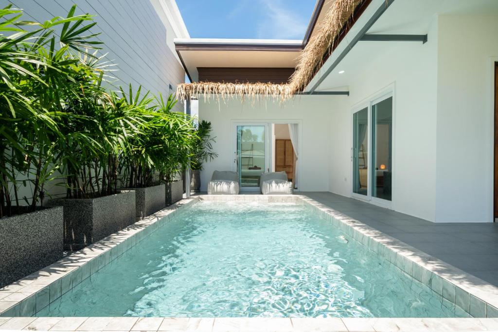 Balinese Style Tropical Living! Private Pool 2BR Villa Aemy – Phuket